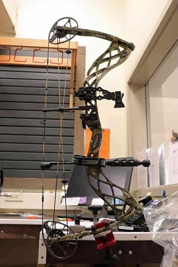 Diamond Deploy compound bow