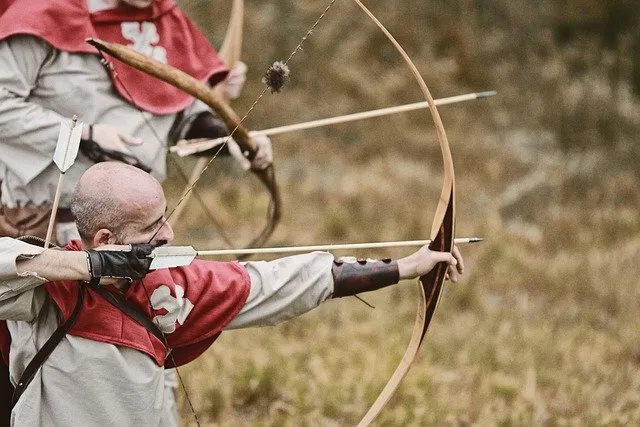 Archer-longbow