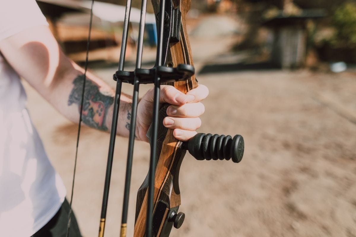How Do You Choose A Sight For A Recurve Bow?