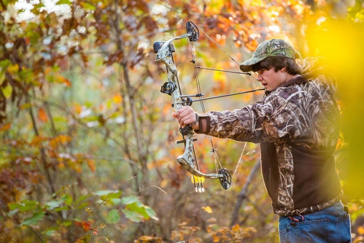 WHAT IS THE EASIEST BOW TO HUNT WITH?